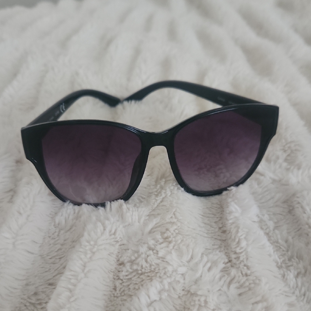 Black Sunglasses